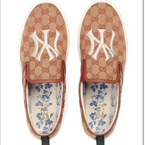 Gucci Slip On *LIMITED EDITION*